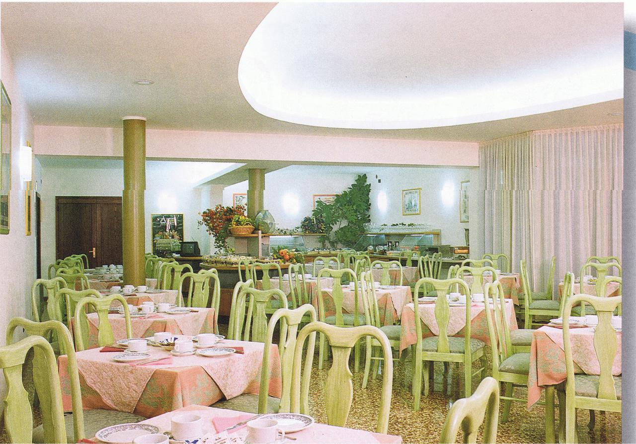 Hotel Piroga Padova Selvazzano Dentro Exterior photo